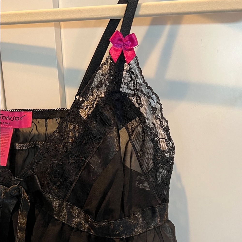 Betsey Johnson Black Chemise with Pink Accents Size S - Picture 3 of 5